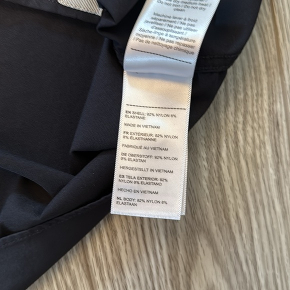 UNTUCKit Gironde Short Sleeve Shirt - Picture 7 of 8